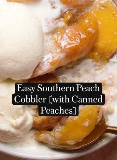 Delicious homemade easy Southern peach cobbler with fresh peaches